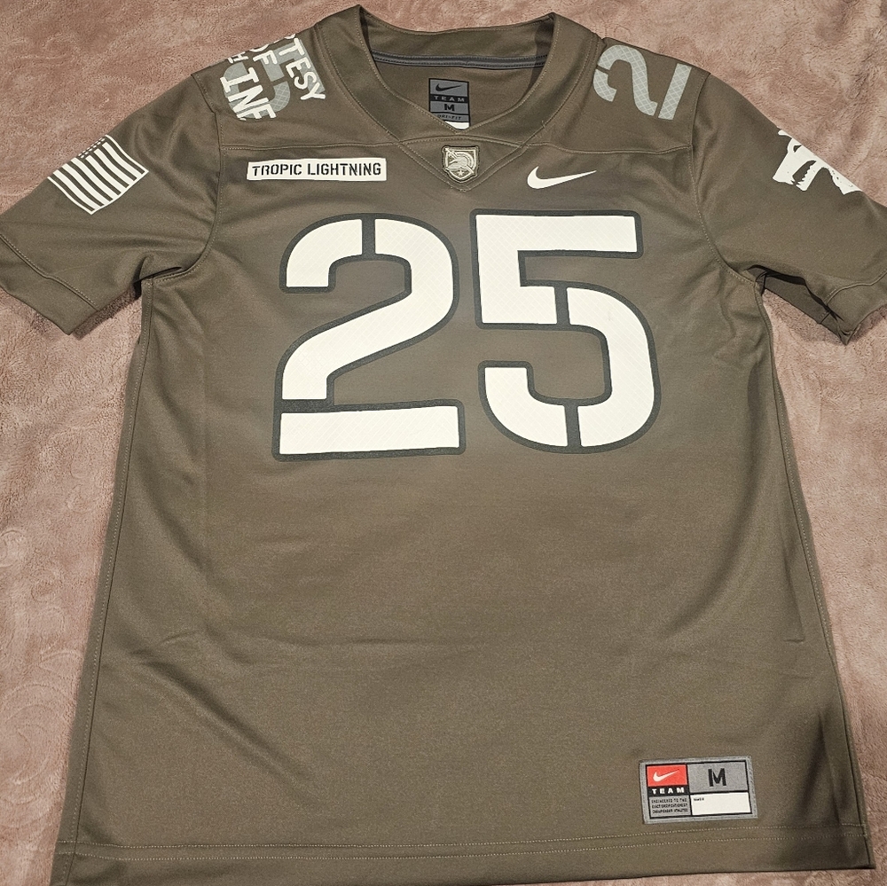 Brand new Nike U.S Army Black Knights football jersey men Size medium
